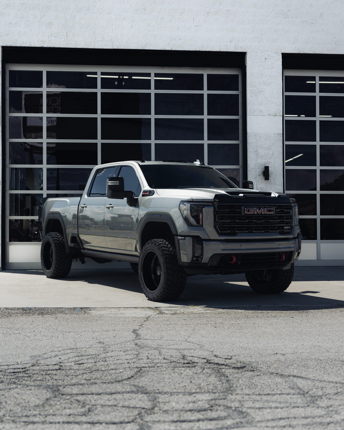 GMC Sierra AT4 · Full detail