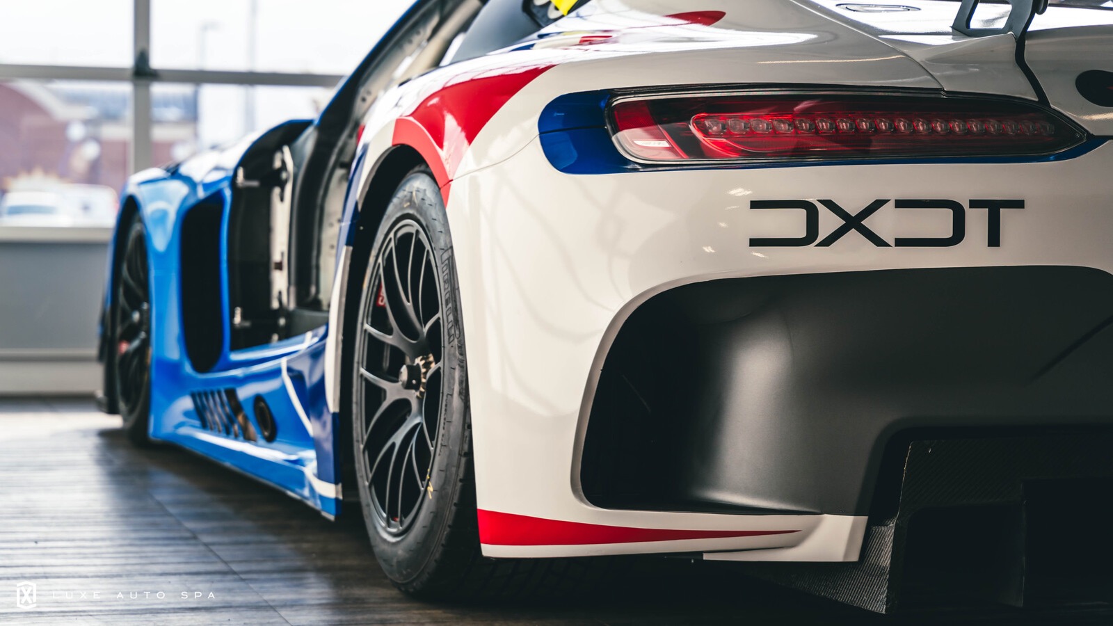 DXDT race car · Full race livery